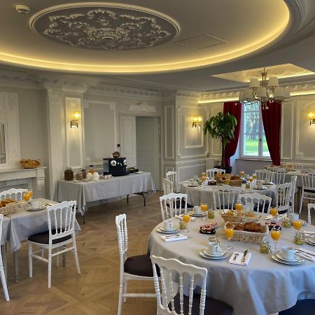 Hotel Chateau Des Hauts De Provins Champcenest Zewnętrze zdjęcie