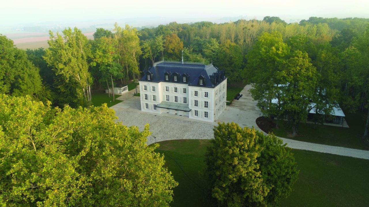 Hotel Chateau Des Hauts De Provins Champcenest Zewnętrze zdjęcie