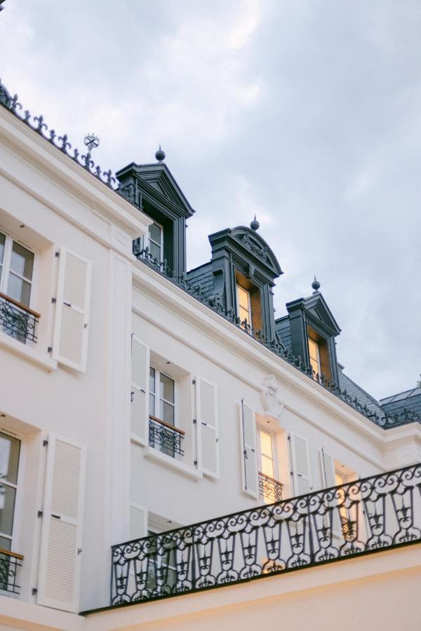 Hotel Chateau Des Hauts De Provins Champcenest Zewnętrze zdjęcie